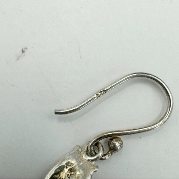 Sterling silver owl and white bezel set agate stone dangle earrings - Picture 5 of 6